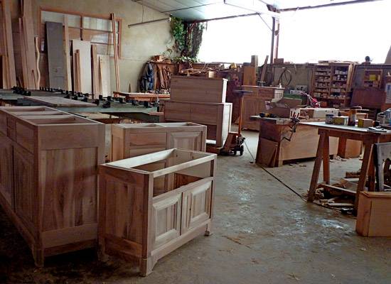 Fabricant de MEUBLES près d'Aix-en-Provence MEUBLES ABELLO créateur ébéniste